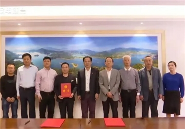 閩旋科技‖捐贈100萬元，助力教育發(fā)展，踐行社會責(zé)任使命